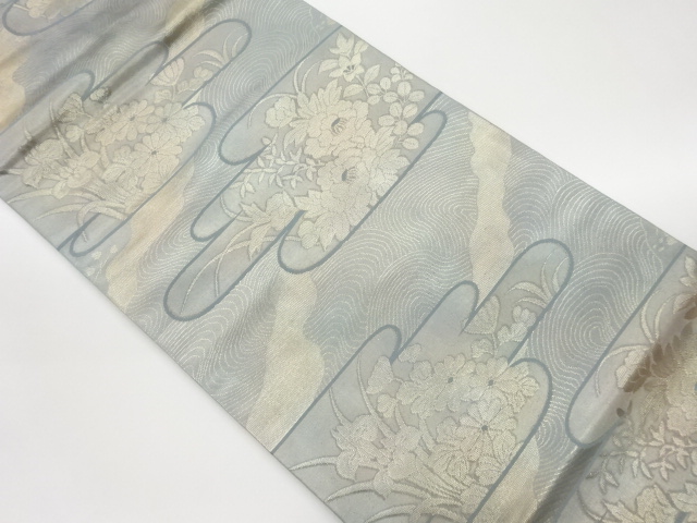 ヱ霞に菊・牡丹・菖蒲模様織出し名古屋帯